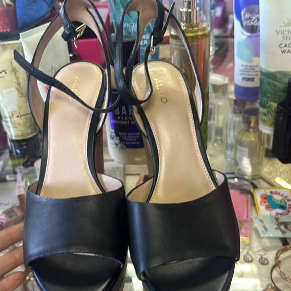 Aldo never used - Picture 2 of 4